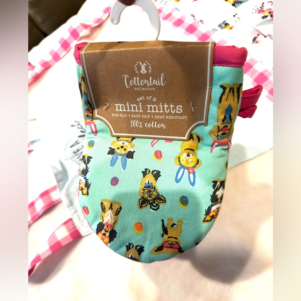 NWT Women/Men Childless Cat LadyAPRON/Puppy oven mitts Waist:18"-72" FUN/Kitschy